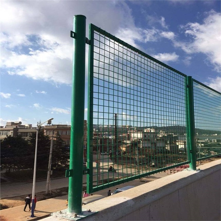 高速公路橋梁防拋網(wǎng)圖片3