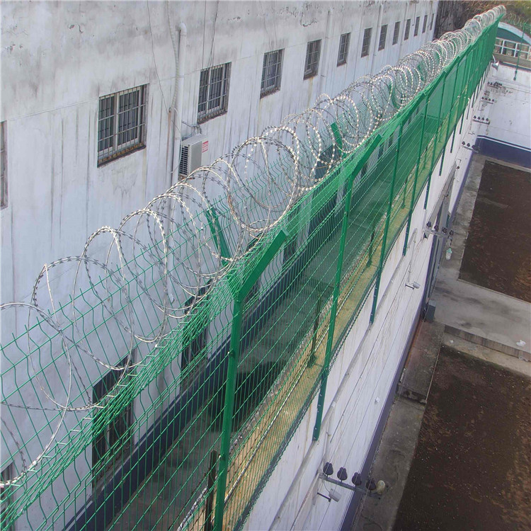 上海監獄防逃圍墻網圖片4