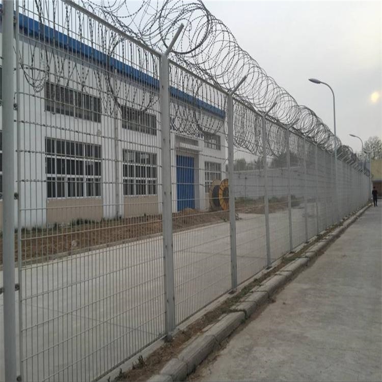 上海監獄圍墻外側鋼網墻圖片4