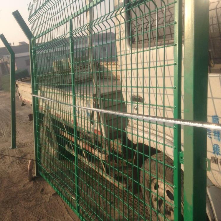 上海熱鍍鋅靜電噴涂護欄圖片3