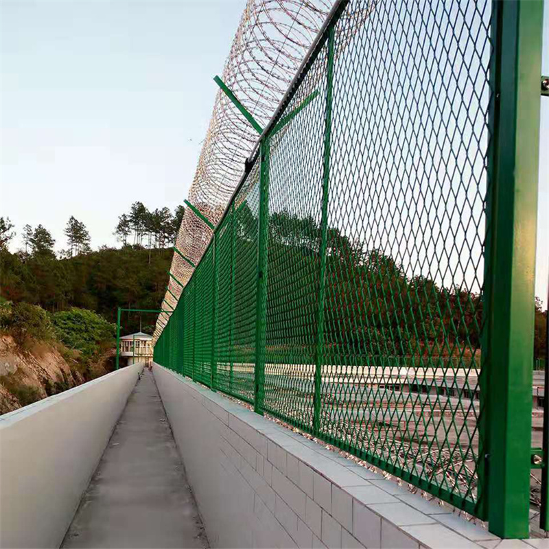 看守所鋼絲隔離網圖片3