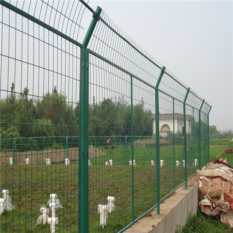 上海垃圾場防飛散隔離網圖片2