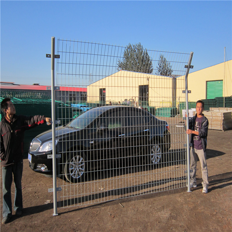 高速公路護(hù)欄網(wǎng)的顏色選擇圖片3