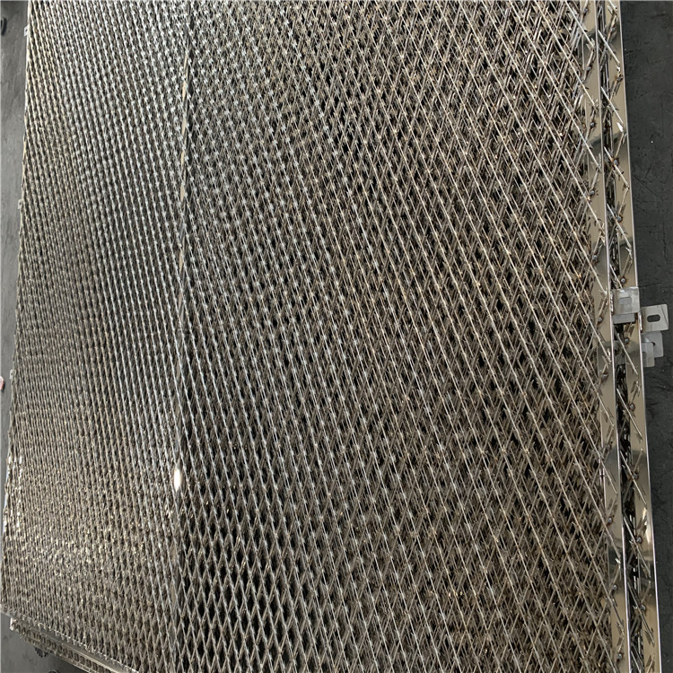 焊接式菱形刀刺刺網圖片4