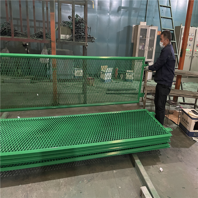 高速公路菱形防眩網(wǎng)圖片4