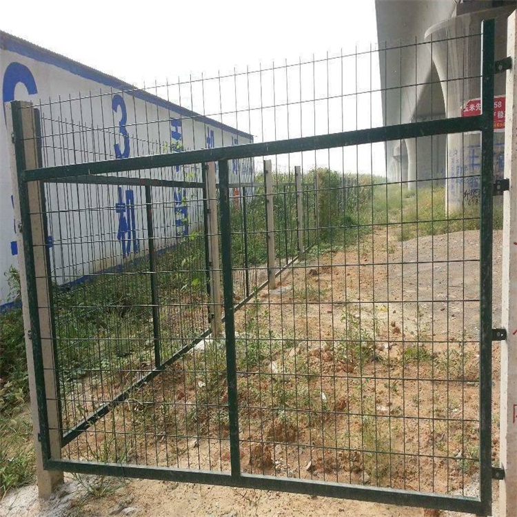 上海 高速鐵路橋下防護柵欄圖片1