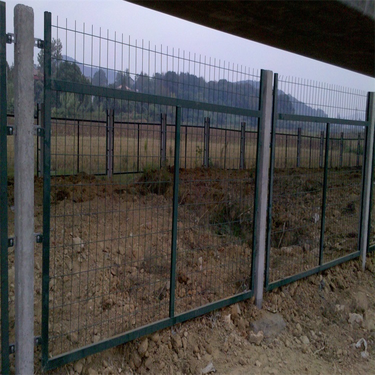 鐵路安全防護欄圖片1