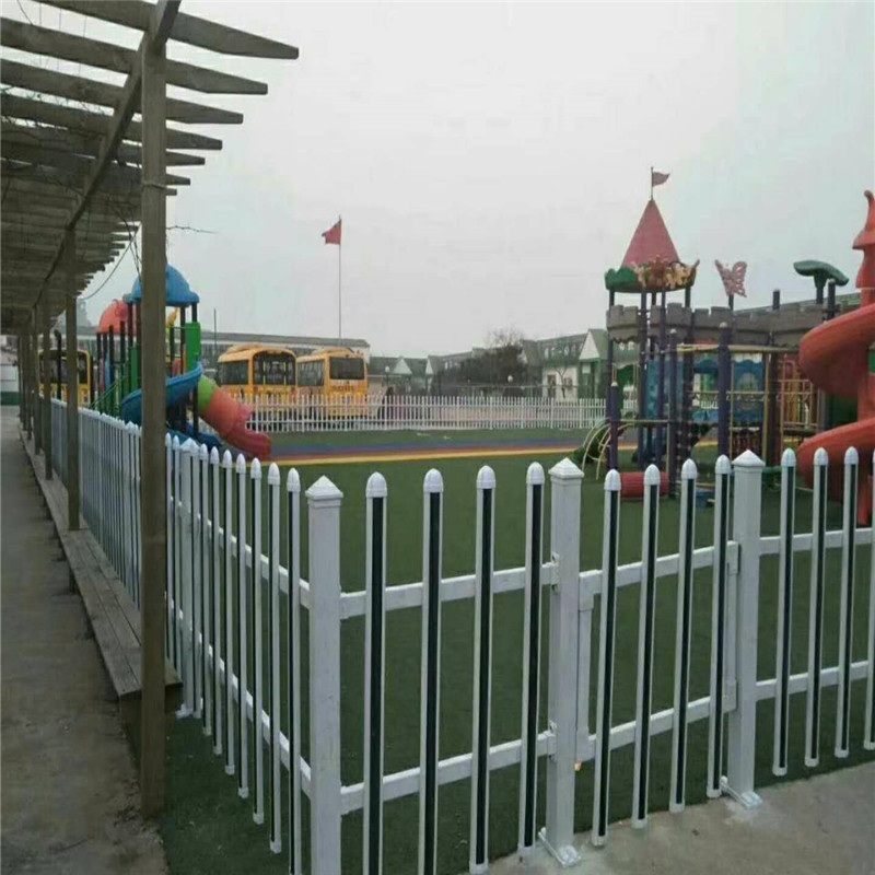 上海pvc社區護欄圖片1