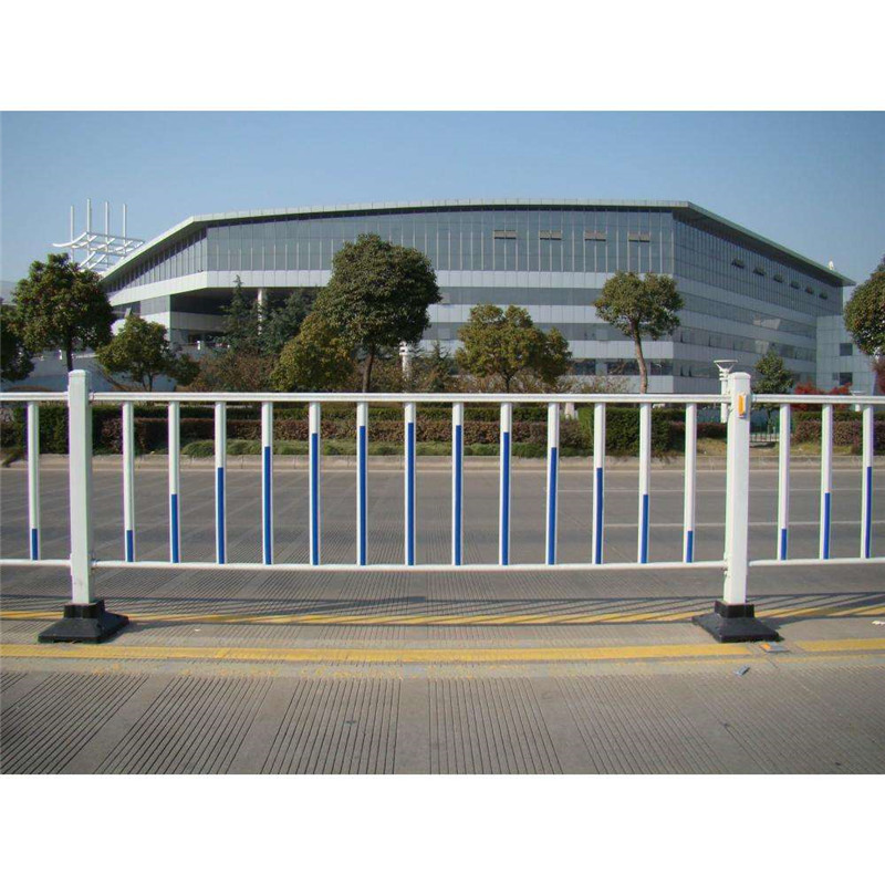 交通鍍鋅噴鋼護(hù)欄圖片3