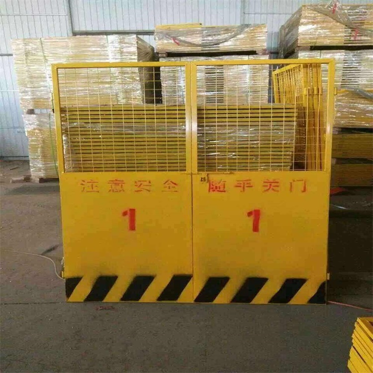 電梯井安全防護門圖片4