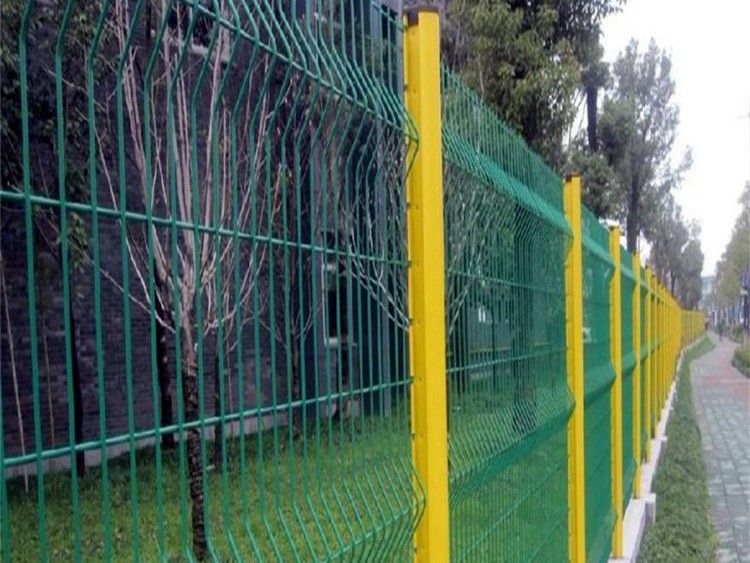 鐵絲圍欄網(wǎng)墻圖片2