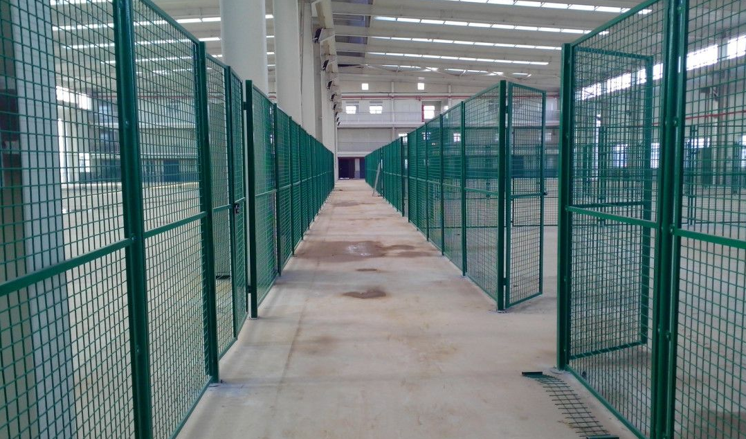 上海倉庫隔離帶車間防護網圖片4