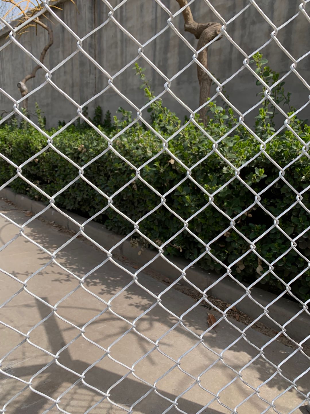 上海鋁包鋼絲機場圍界網(wǎng)圖片2