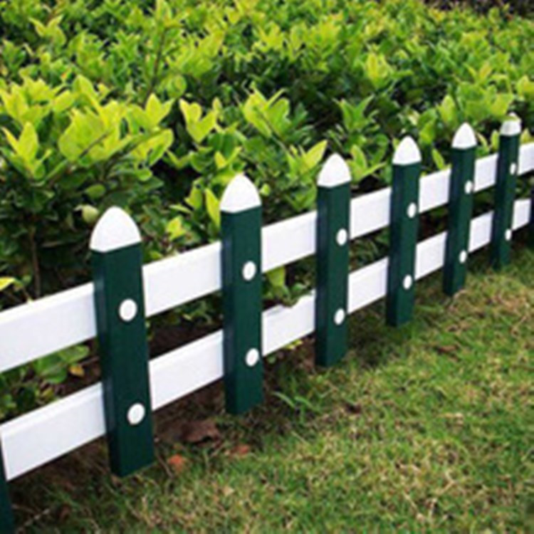 上海鋅鋼草坪護欄