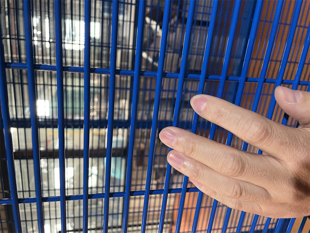 上海358金屬密紋網(wǎng)圖片2