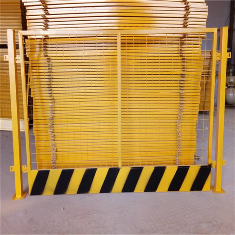 施工地基坑護(hù)欄圖片2